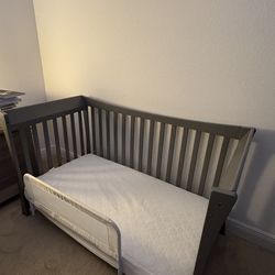 Crib Toddler Bed and Dresser