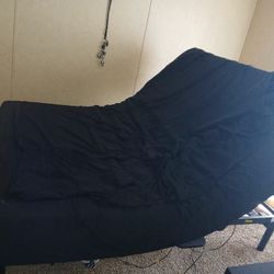 Queen Adjustable W/10" Memory Foam Mattress And Remote 