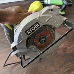 RYOBI Circular Saw