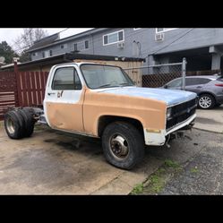 81 Chevy C30 454ci Big Block Carbureted