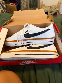 Nike court legacy shoes women