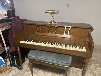 Kingsbury Piano