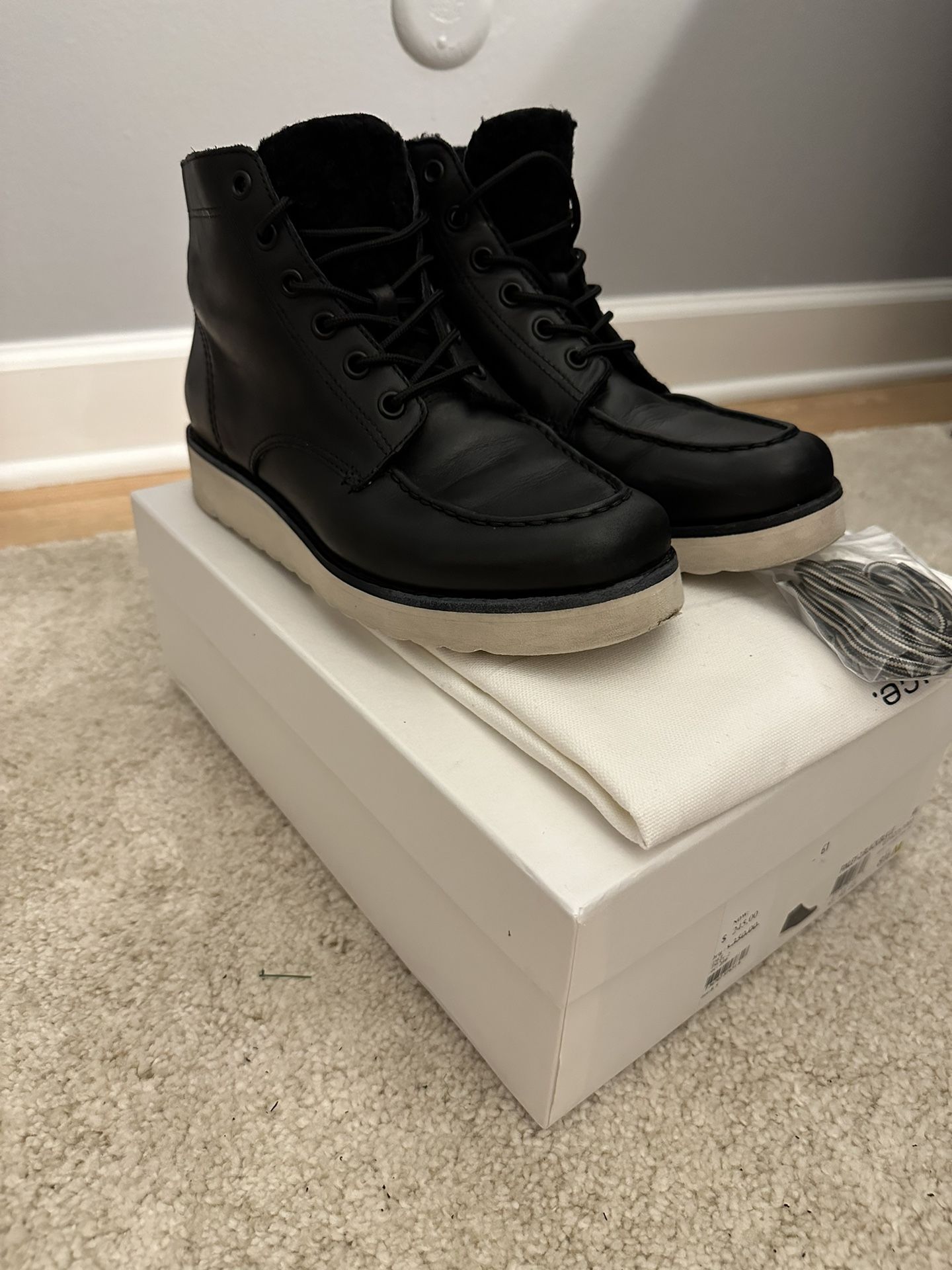 Vince Black Leather Booties With Fleece Inside Size 8.5