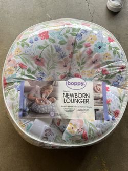 Newborn Lounger