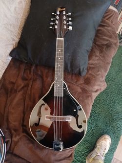 Ibanez mandolin 2025