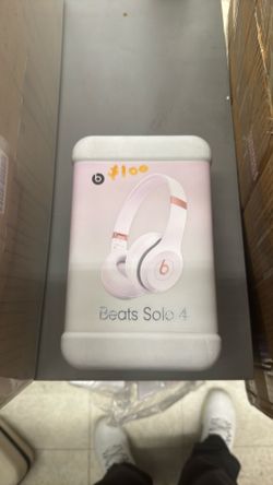 Beats Solo 4