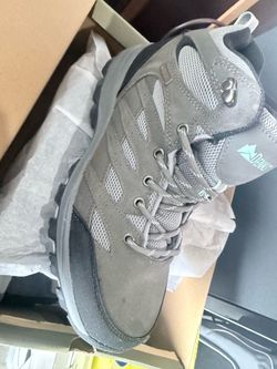 Denali Outback Women’s Hiking Boots Size 8.5