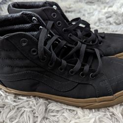 Black Vans Sk8 Hi