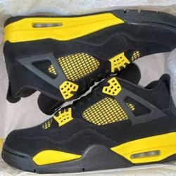 Brand New 2023 Jordan 4 Yellow & Black Thunder’s