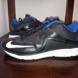 Nike Size 10 Men's $30