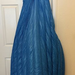 Like-new Zpacks Solo Quilt (10F, Short/Slim) in Azure Blue