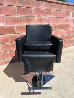 Barber chair