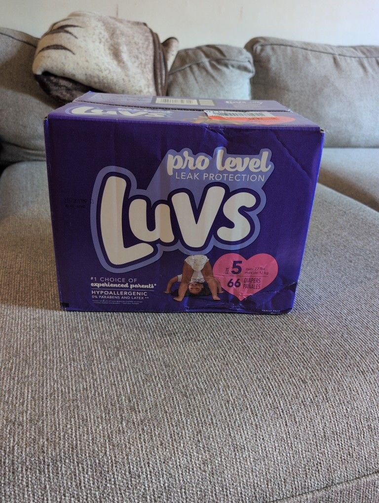 New! Luvs Diapers Sz. 5 (66 CT.)