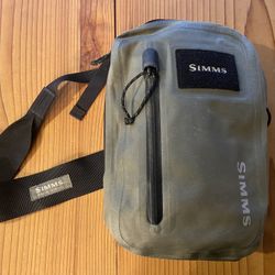 Simms Fly-fishing Pack (small)