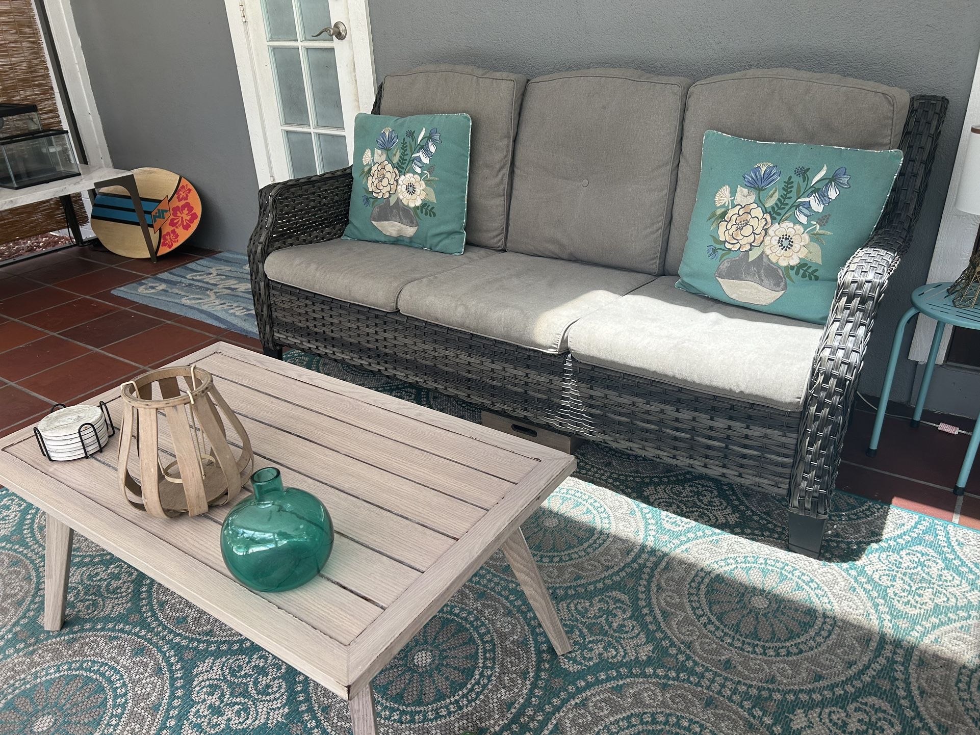 Patio Furniture Set 7 PC Couch, 2 Chairs With 2 Ottoman& Table