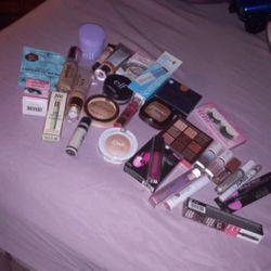 Make-Up BUNDLE 