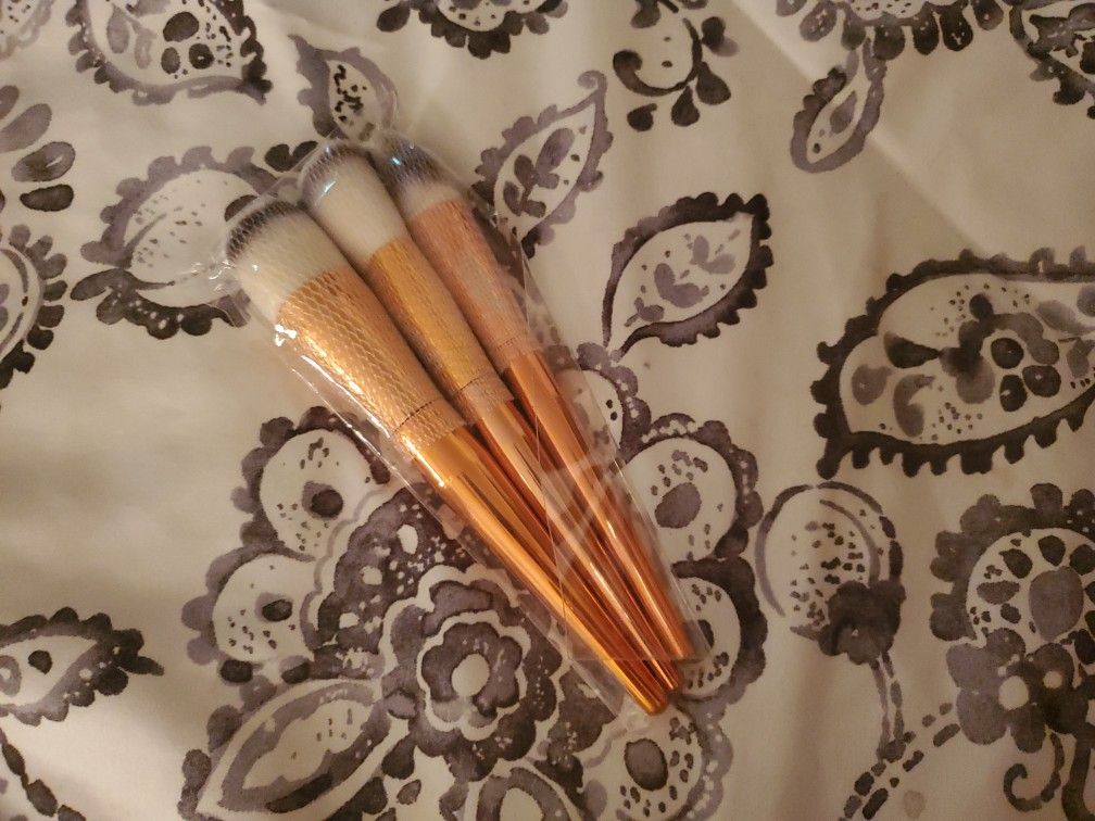 Alamar Brush Set