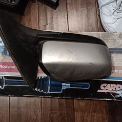 Passenger side Mirror for 03-05 accord $25