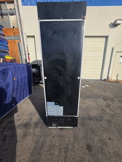 Upright Commercial Refrigerator or Freezer