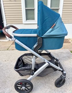 UPPAbaby Vista Stroller with Rumble seat & Bassinet