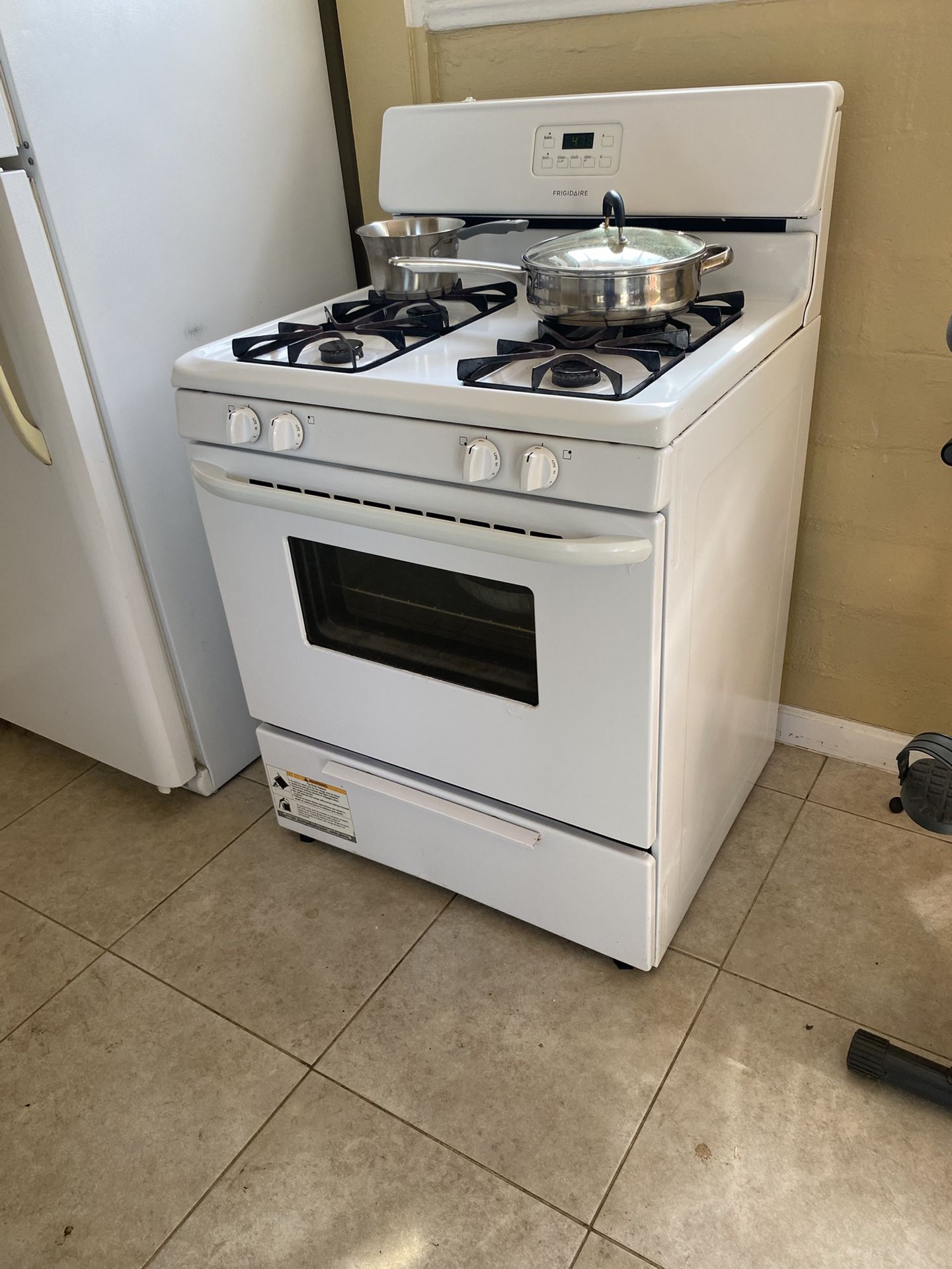 Stove And Fridge