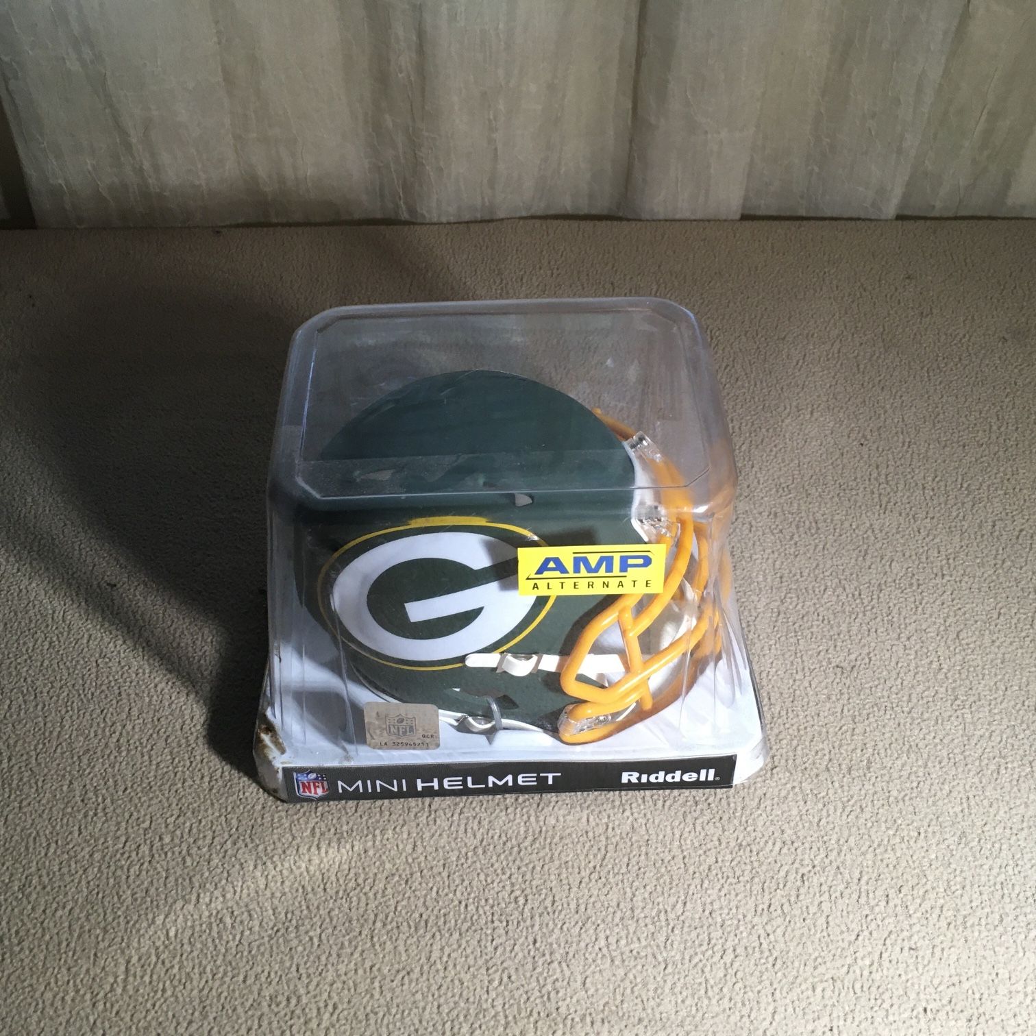 Riddell Mini Helmet Green Bay Packers Lamp for Sale in Lomita, CA - OfferUp