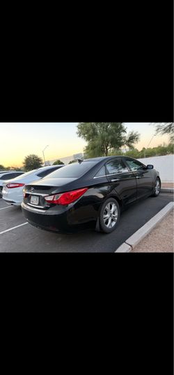2011 Hyundai Sonata Black 4D