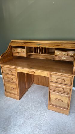 Oak Craft roll top Desk