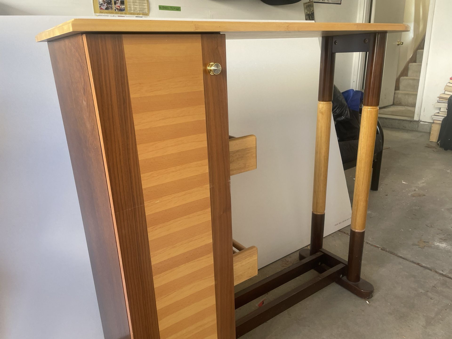 Wooden Bar Table With 2 Stools