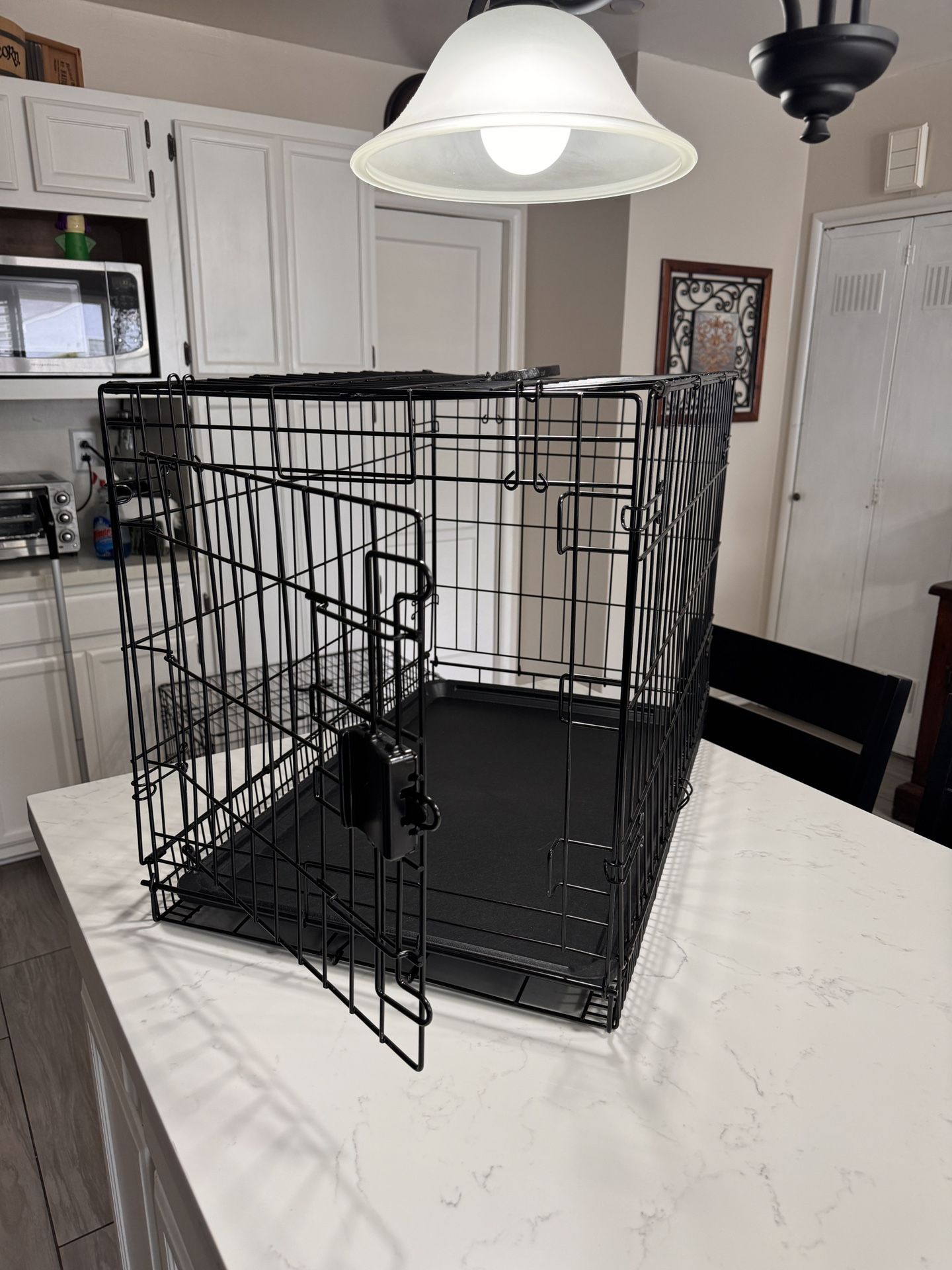 Foldable Metal Wire Dog/Cat Crate w/Tray & Single door & Divider $25 OBO