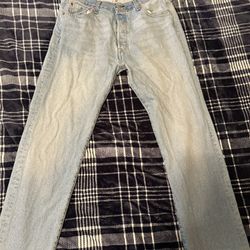 Levi Light Wash Jeans 501
