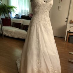 Beautiful Wedding Dress 