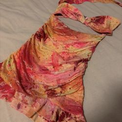 $10-20 MULTIPLE DRESSES FOR SALE - Mostly medium 