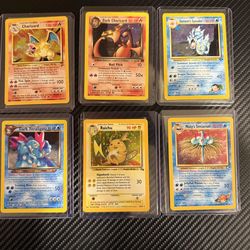 Pokemon Cards - Assortment of cards