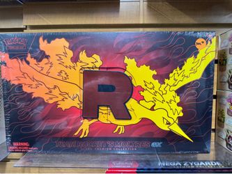 Pokemon Team Rocket’s Moltres ex UPC