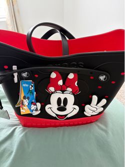 Minnie Mouse crocs bag