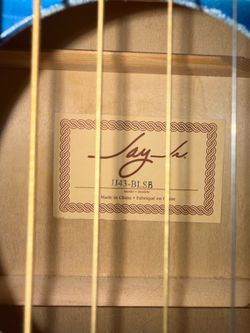Taylor guitar
