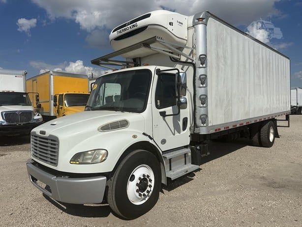 2019 Freightliner Business Class M2 106