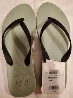Reef Escape Lux + Women's Size 6