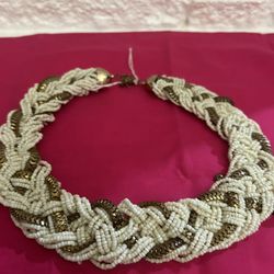 White pulses neck chocker Brand new