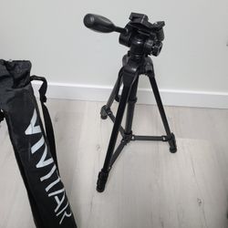 Tripod Vivitar