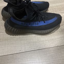 Yeezy Black With Blue Stripes $200 Size 11