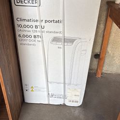 Unopened Black And Decker AC Unit