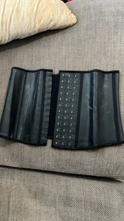 Female waisted trainers