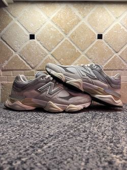 -New Balance 9060  -Size 11M  -Barley used  -No box  -Shipping available