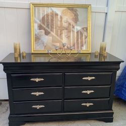 Black Wooden Dresser Set Classic Style Including Long Dresser ,nightstand, Mirror Set Has Been Refurbished!🌺