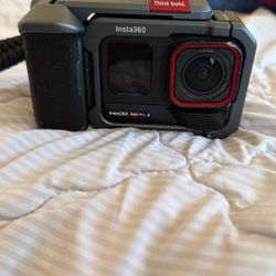 Insta360 Ace Pro 2