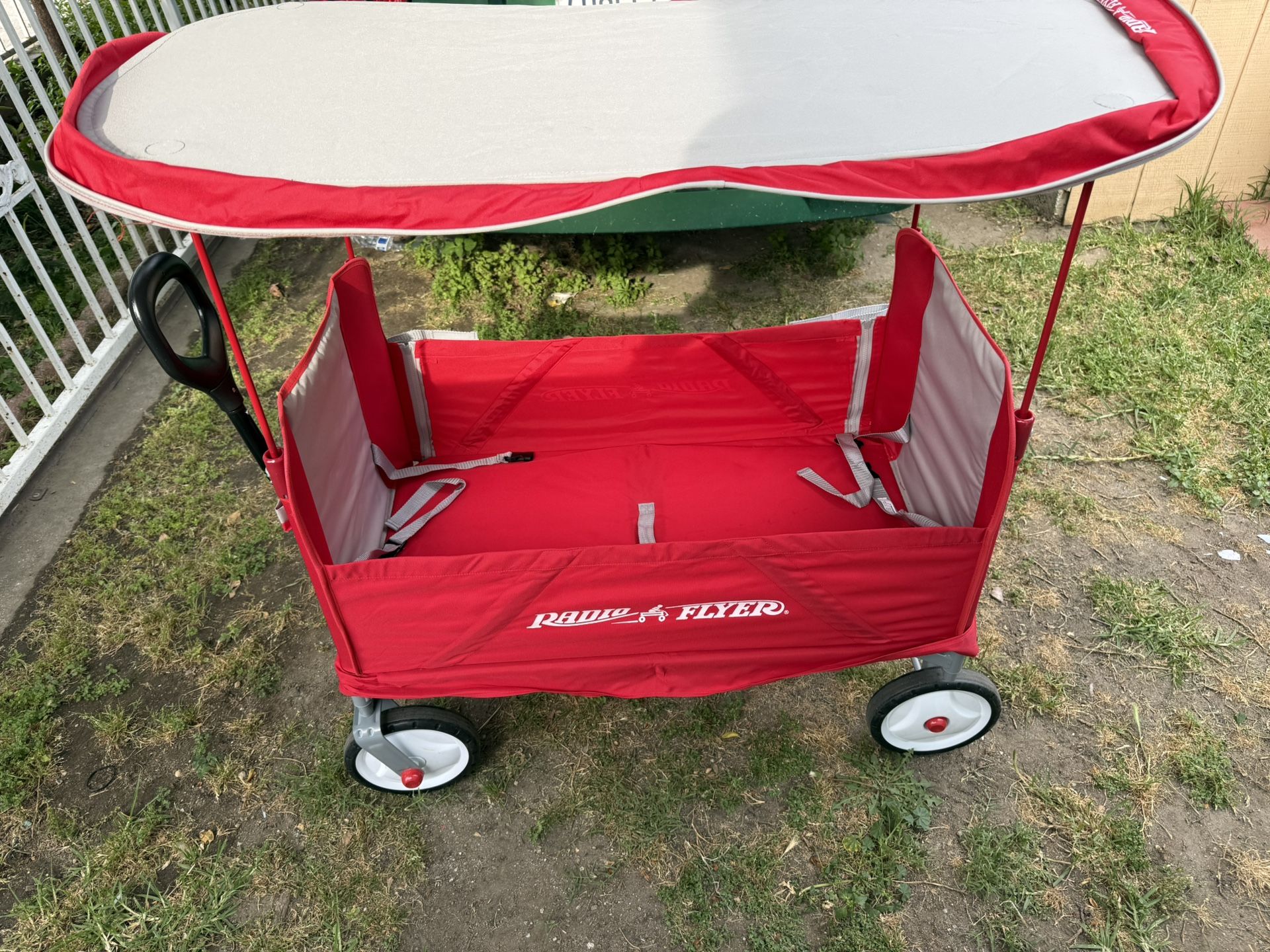 Radio flyer wagon