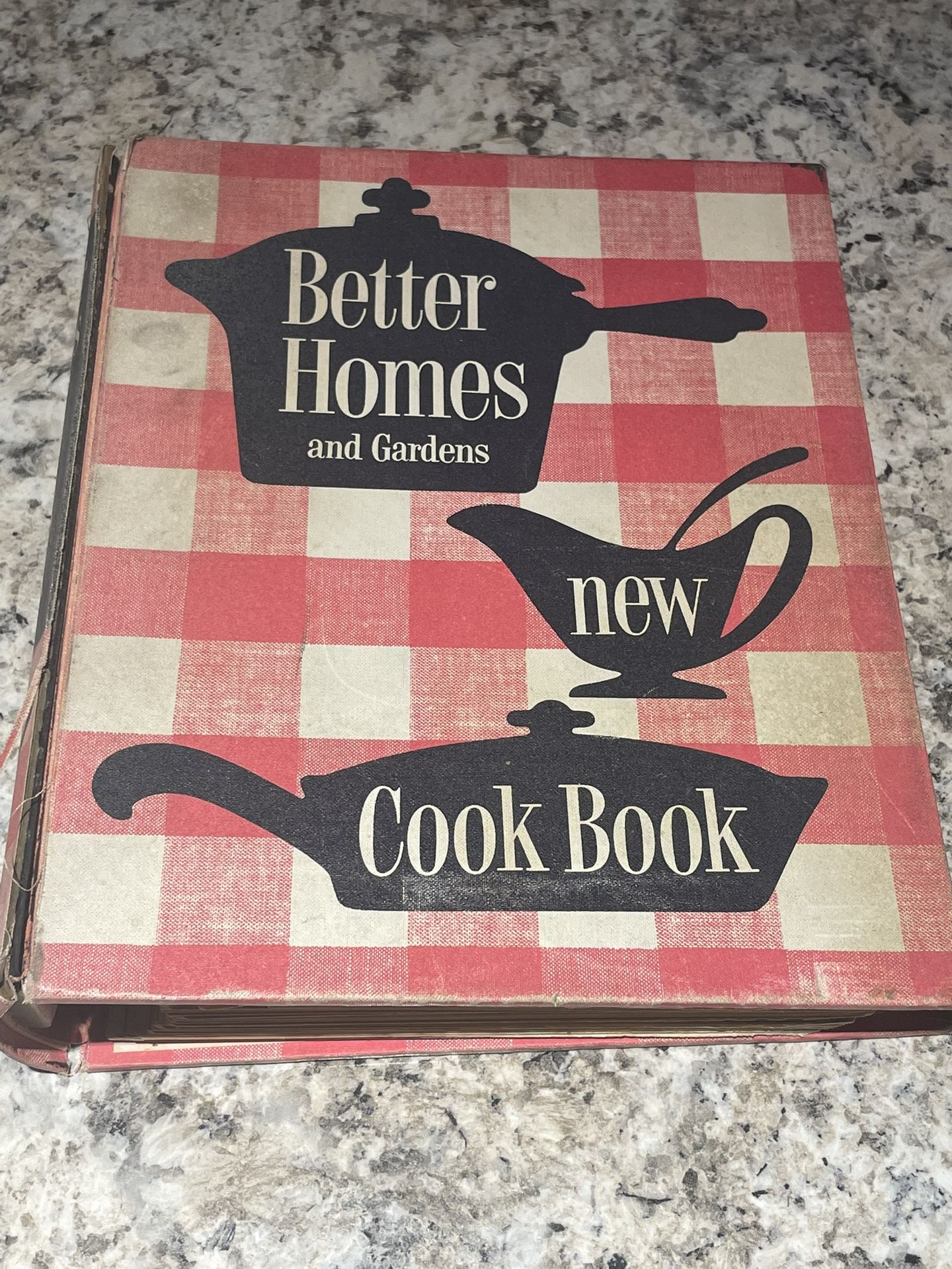 First Edition 1953 vintage Better Homes and Gardens Cookbook
