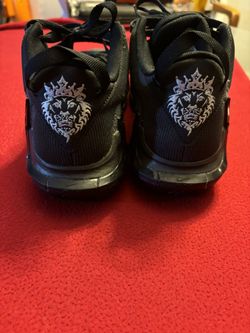 Nike LeBron Witness (Size 8.5)